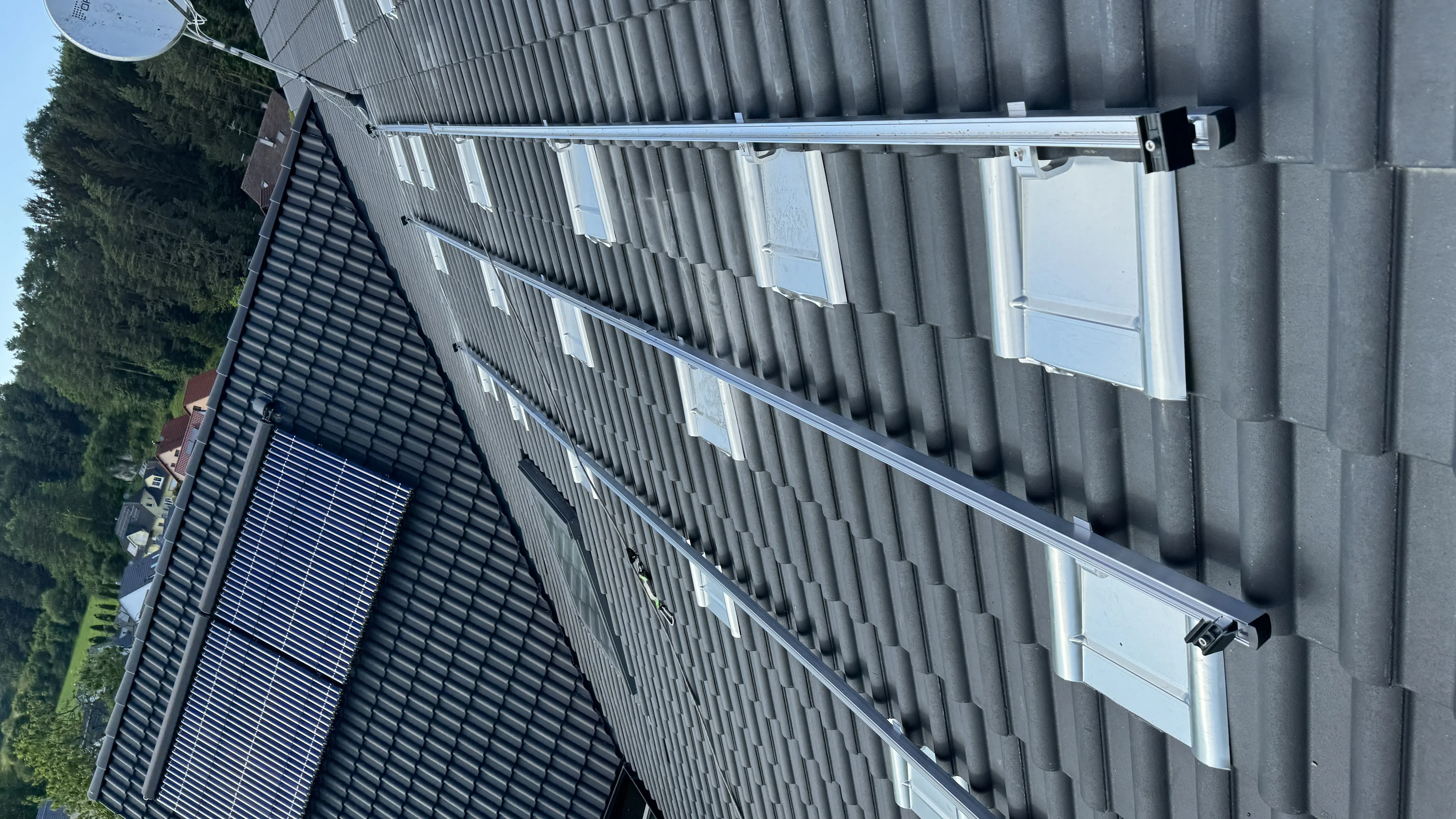 Ersatzziegel vom Hersteller Marzari für Aufdachmontage und Ersatz für Fränkische Pfanne