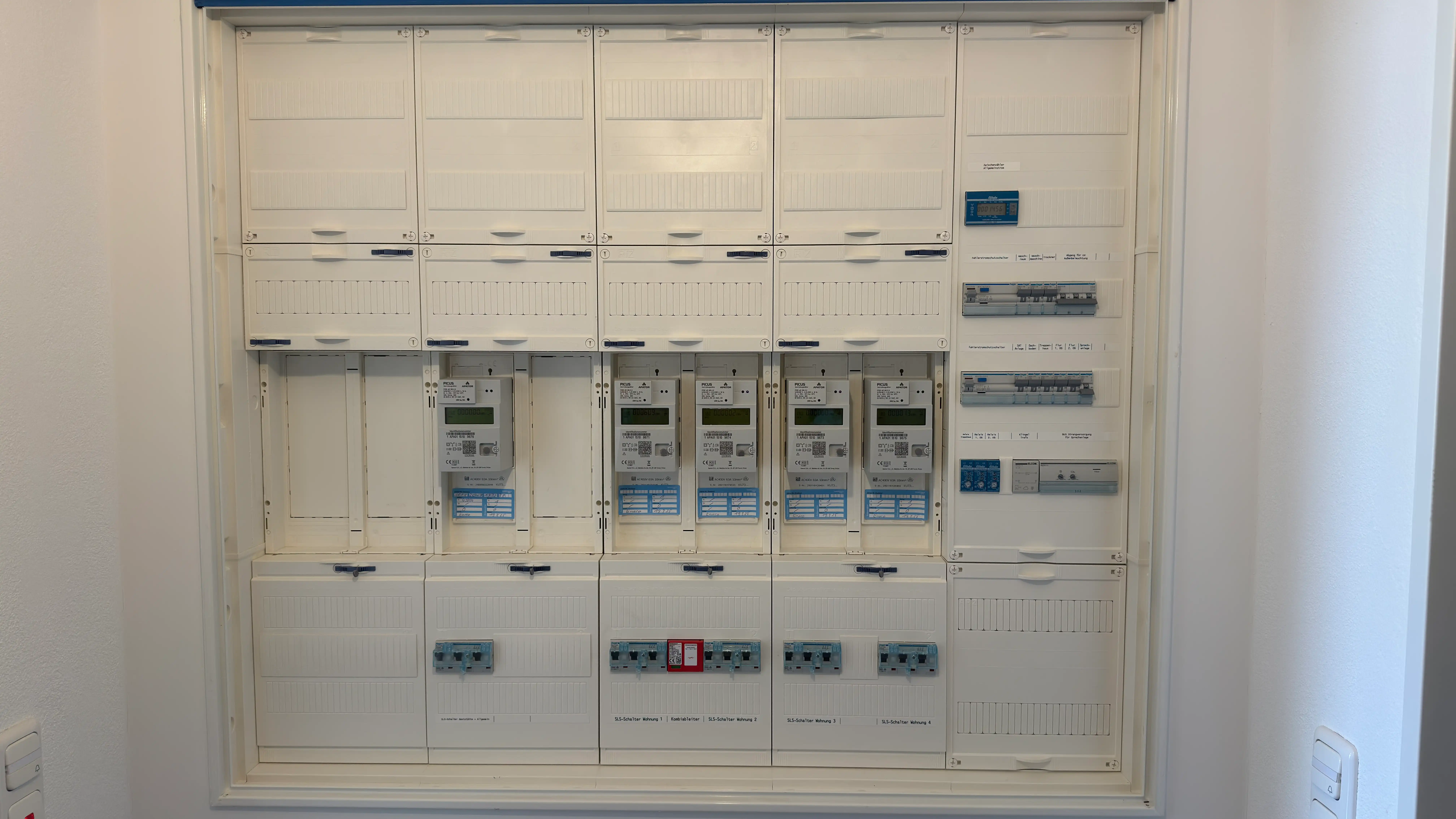 Smart Home Elektroinstallation und PV-Systeme in Samerberg – Wohngebäude mit moderner Stromtechnik