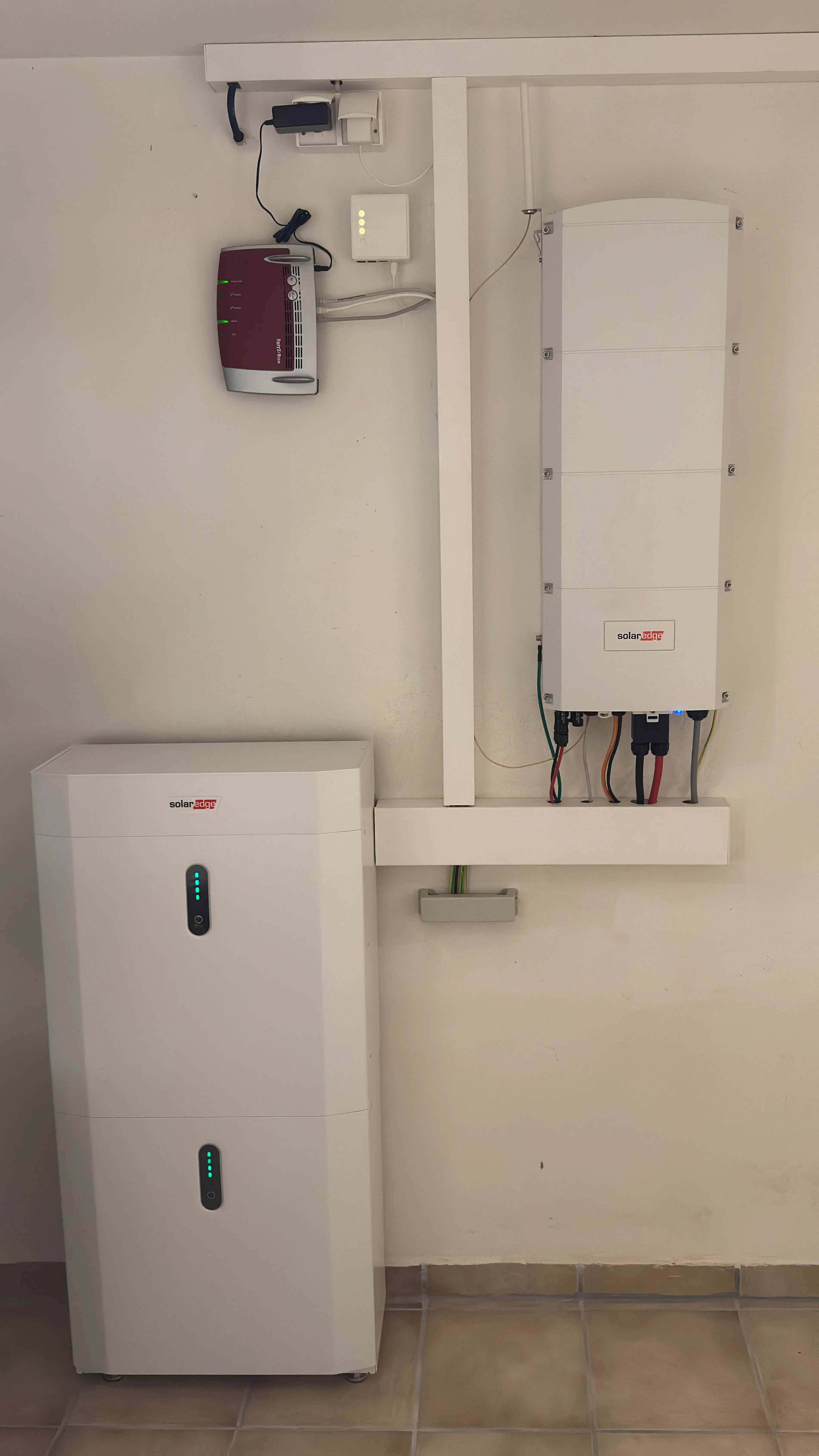 SolarEdge ONE KI-basiertes Energiemanagementsystem – intelligente Optimierung von Photovoltaik, Stromspeicher, Wallbox, Wärmepumpe und netzdienliche Steuerung nach §14a EnWG